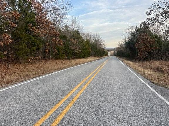 2nd image of Locust Rd
