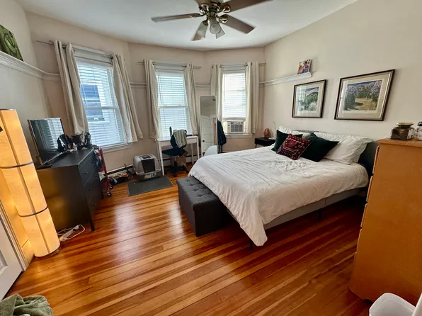 32 Raven St #3, Dorchester, MA 02125