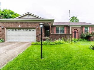 101 Deer Creek Dr, Richmond, KY 40475