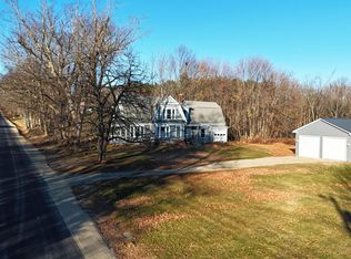 474 Quaker Ridge Rd, Leeds, ME 04263