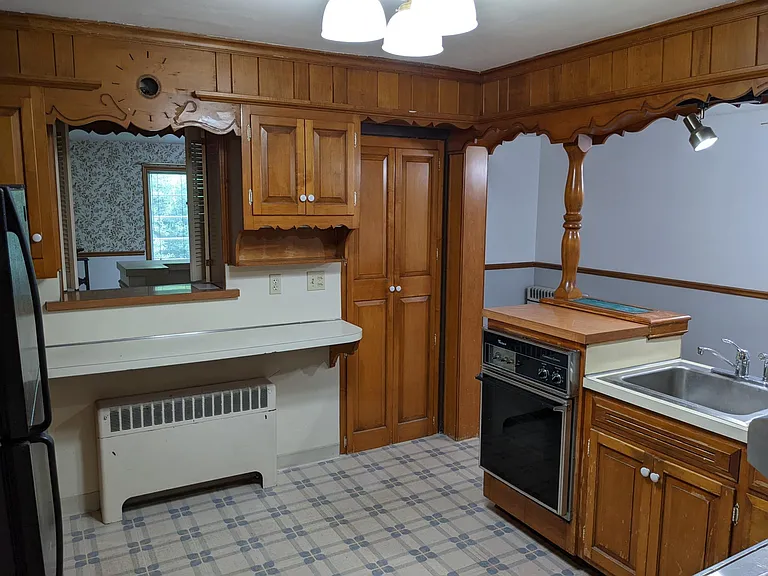 519 Wood St — Photo 11
