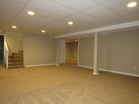5th image of 9938 W Michigan Blvd