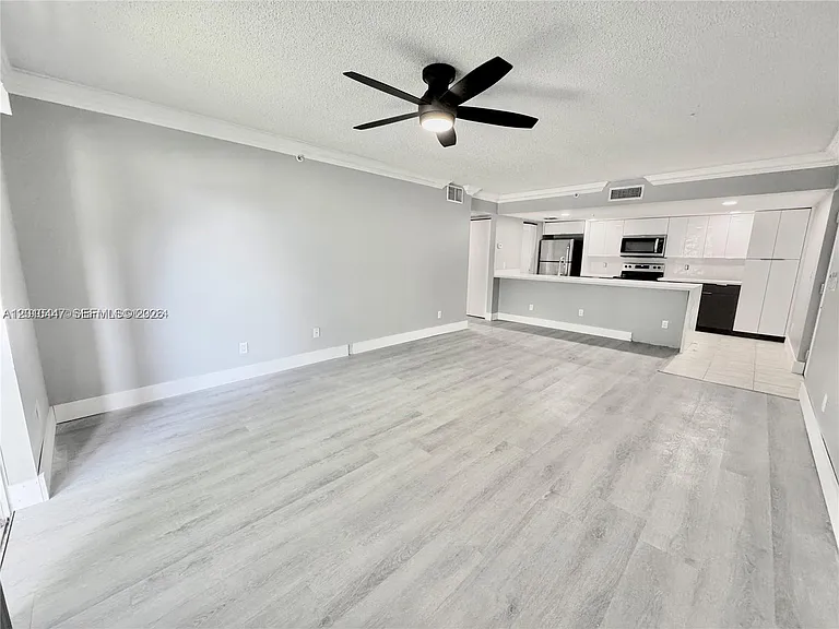 9907 Westwood Dr #242 — Photo 5