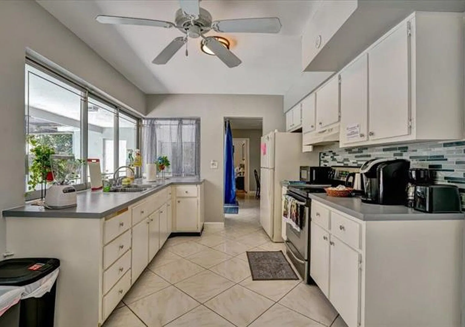 3982 NW 39th Ave # 3982, Lauderdale Lakes, FL 33309 — Photo 1
