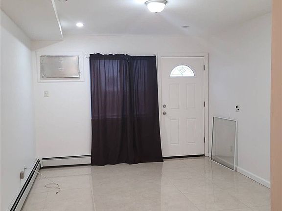 2nd image of 17227 Baisley Blvd #1