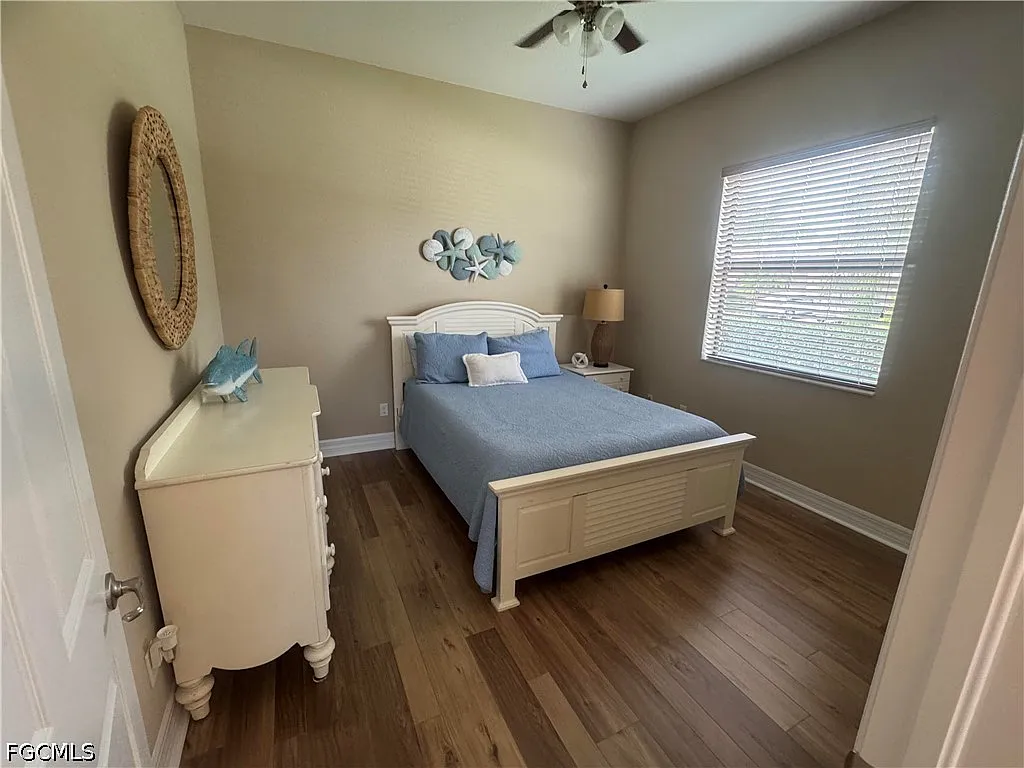 3 bed, 3.0 bath, 2484 sqft, $6,500 — Photo 3