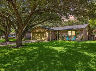 16731 Tibet Rd, Friendswood, TX 77546