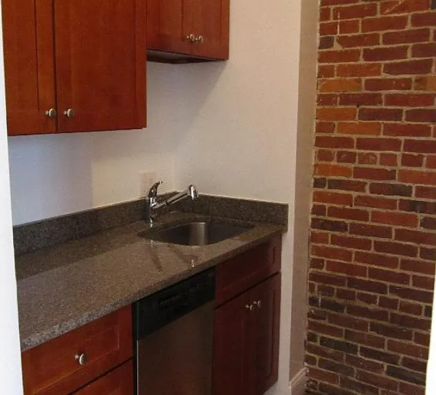 21 Cortes St #3 — Photo 3