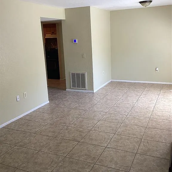 14321 Hanging Moss Cir #101 — Photo 6