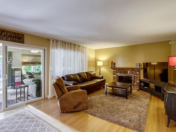5th image of 11018 Carlota St