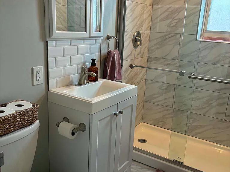 144 N Dithridge St #614 — Photo 8