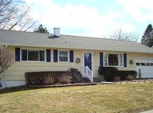 31 Sunset Dr, Norwich, NY 13815