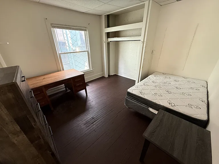 116 Cook St — Photo 5