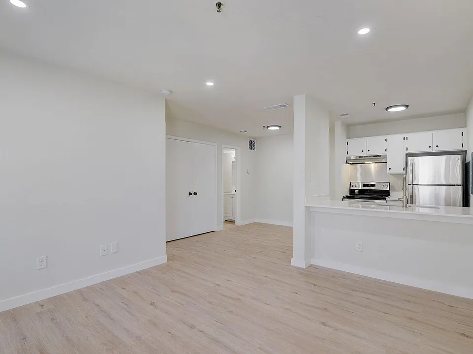 Moser Gardens Apartments