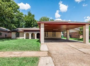 8630 Valley South Dr, Houston, TX 77078