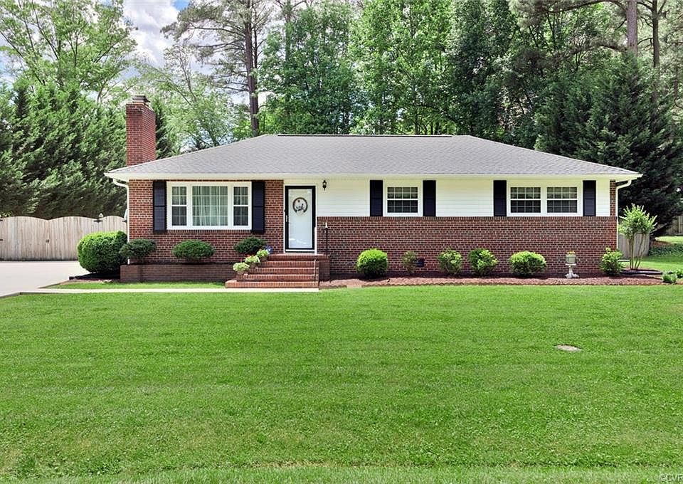 1st image of 6807 Montauk Dr