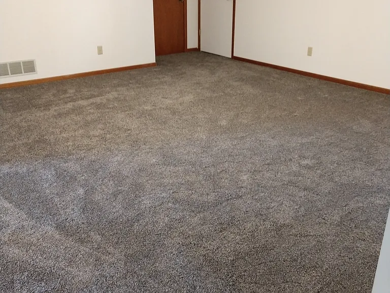 116 S Oak St #2 — Photo 3
