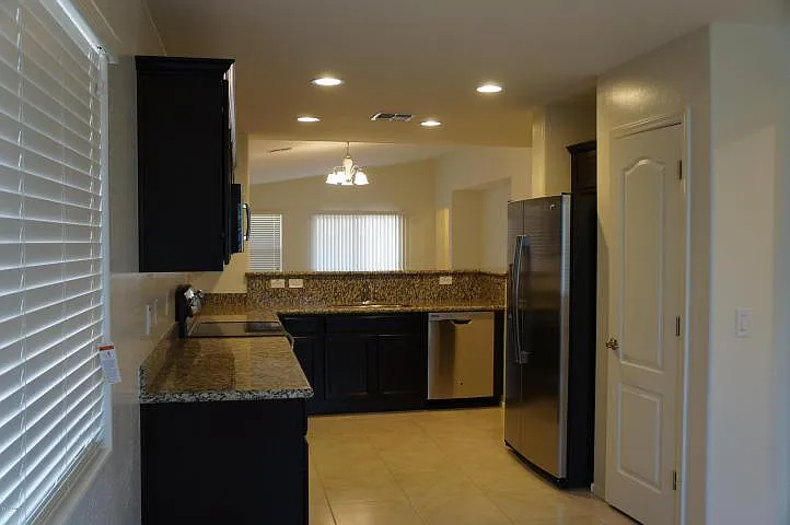 2233 E Stacey Rd — Photo 9