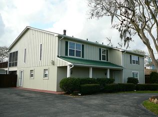 460 S Burnett Dr, Baytown, TX 77520