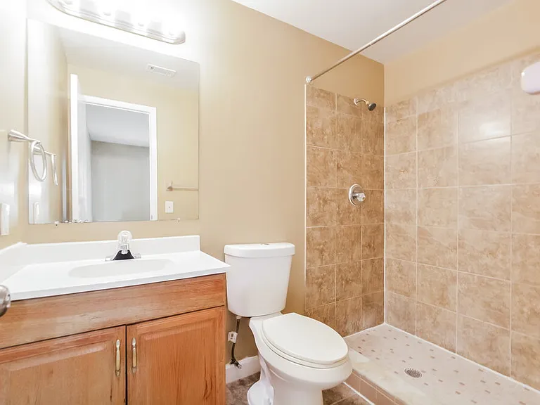 1264 Croftwood Dr — Photo 9