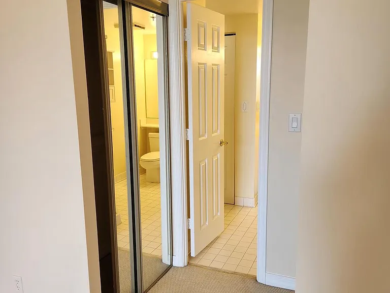 5809 Nicholson Ln #304 — Photo 30