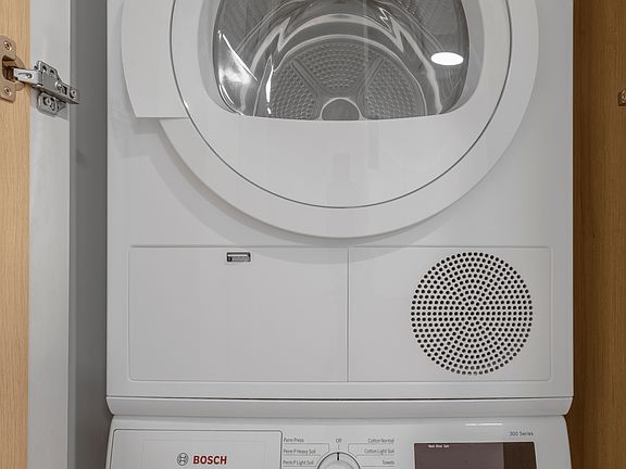 5th image of 359 W 48th St #203