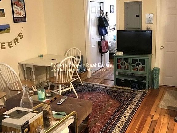 9 Grove St. #2 Boston - Beacon Hill Unit Photo 2
