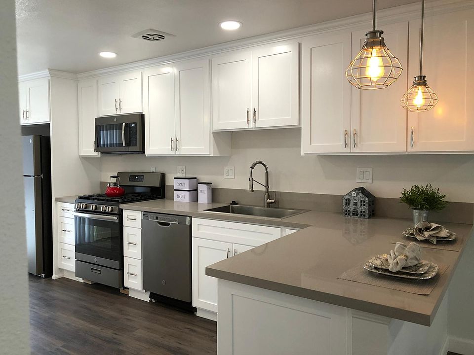 1st image of 10071 Lampson Ave APT 15