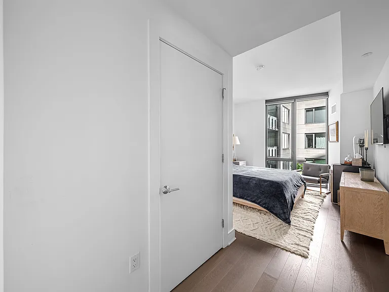 9 Avenue At Port Imperial #414 — Photo 21