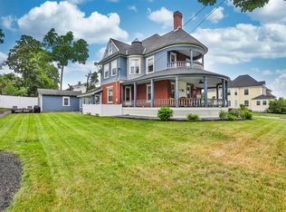 10 Hall Ave, Nashua, NH 03064