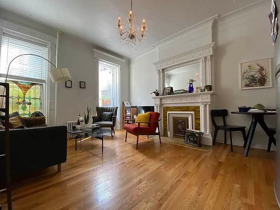 1st image of 218 Saint Johns Pl APT 2R