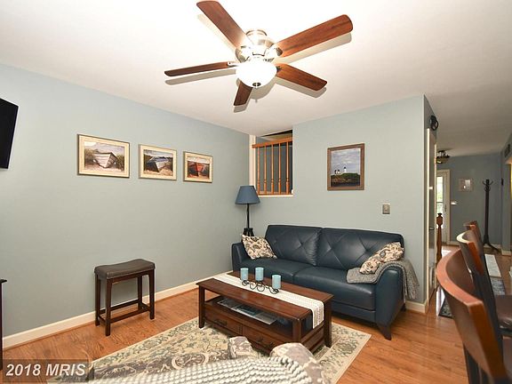 5th image of 1307 Sweetbriar Ln