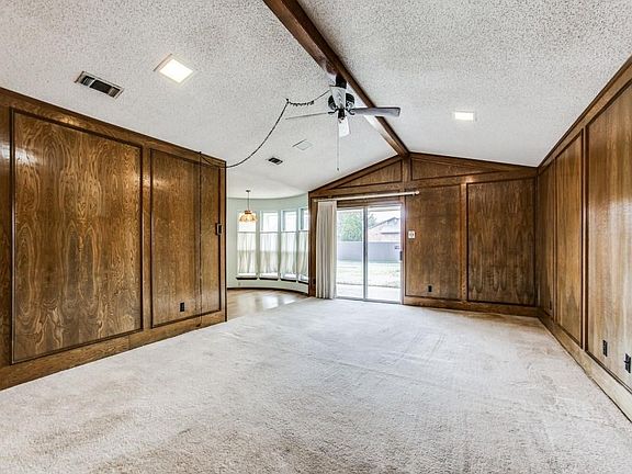 5th image of 909 Serenade Ln