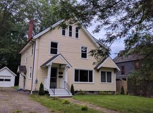 315 N Willow St, Kent, OH 44240