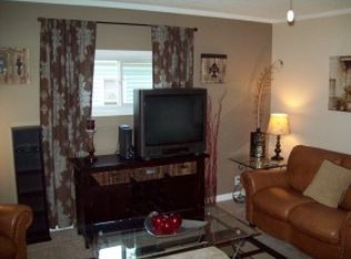 1685 N 32nd St, Decatur, IL 62526