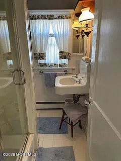214 Howe St — Photo 15