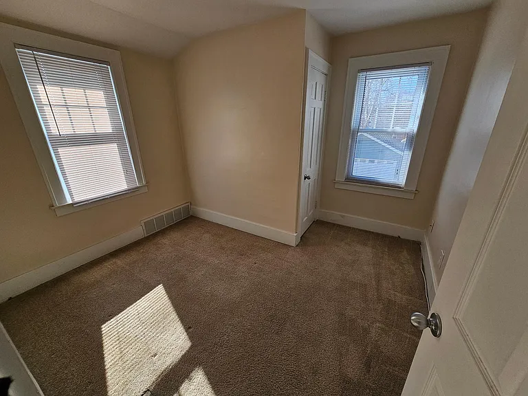 310 S Connecticut Ave — Photo 12