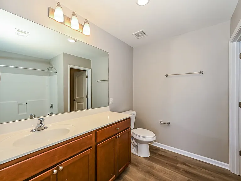 3735 Burdette Way — Photo 11