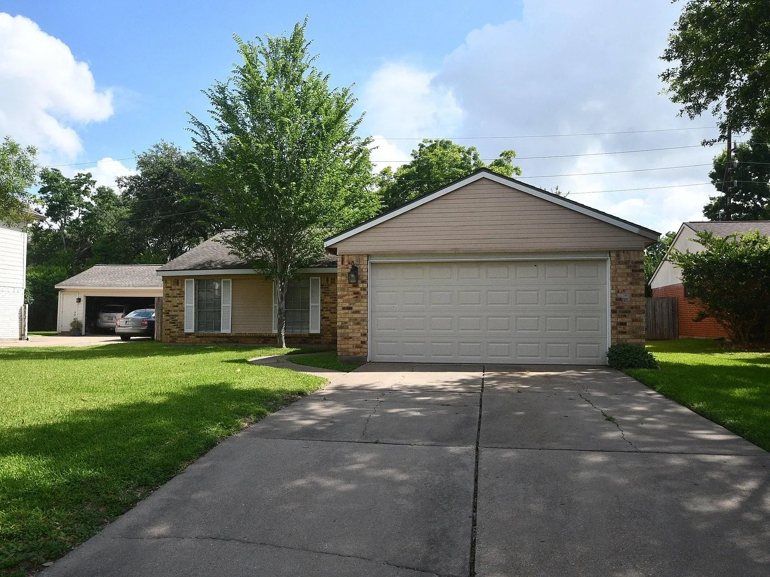 3 bed, 2.0 bath, 1250 sqft, $1,750 — Photo 2