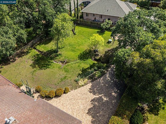 5th image of 5305 Pine Hollow Rd