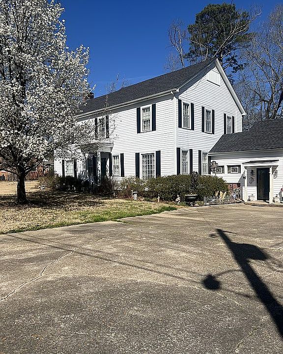 102 E 13th St, Smackover, AR 71762 Zillow