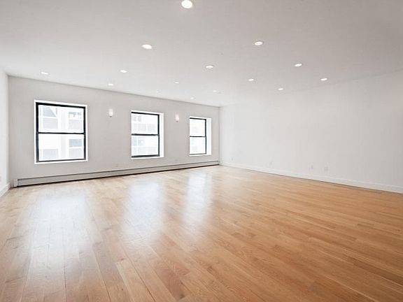 2nd image of 51 Murray St APT 3