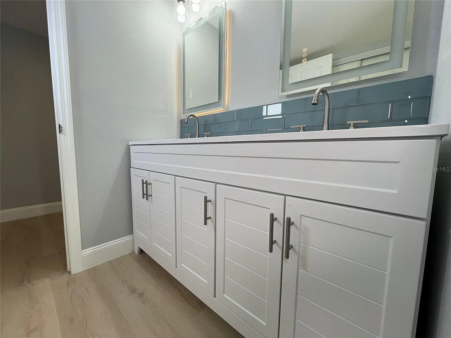 2 bed, 1315 sqft, $2,550 — Photo 4