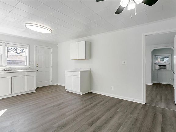 Pictures of our 2 bedroom, loft, walk in kitchen and 1 bath for $1400
