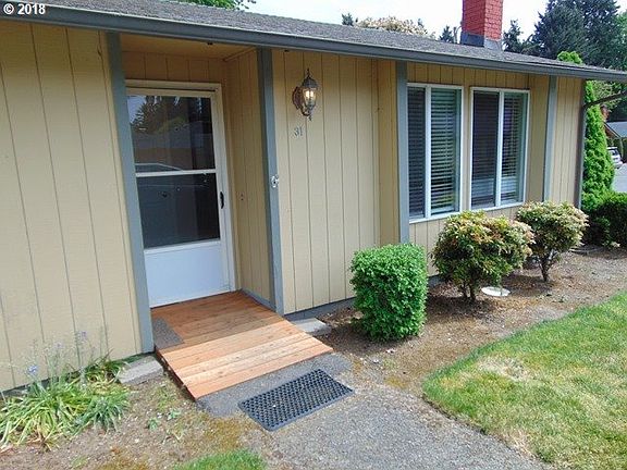2nd image of 3903 E 18th St APT 31