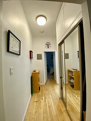 Rented by Compass | media 7