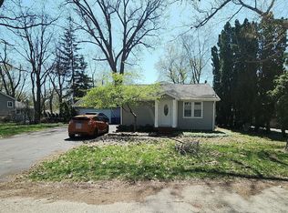 5129 Reymont Rd, Waterford, MI 48327