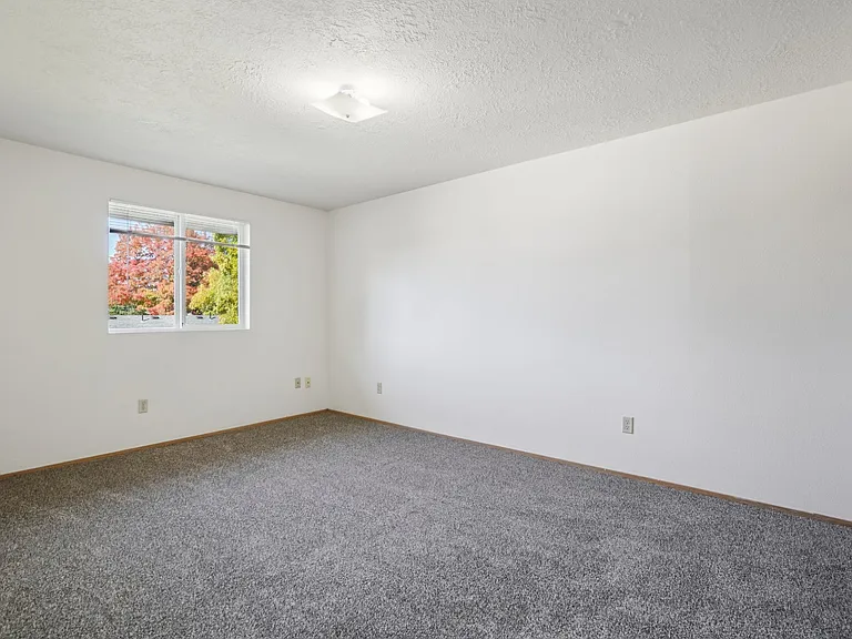 La Creole Apartments — Photo 11