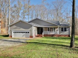5832 Trenholm Woods Dr, Powhatan, VA 23139