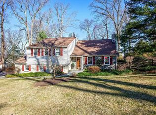 361 Castlewood Dr, Devon, PA 19333